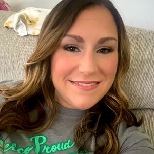 Meet your Posher, Chrissy